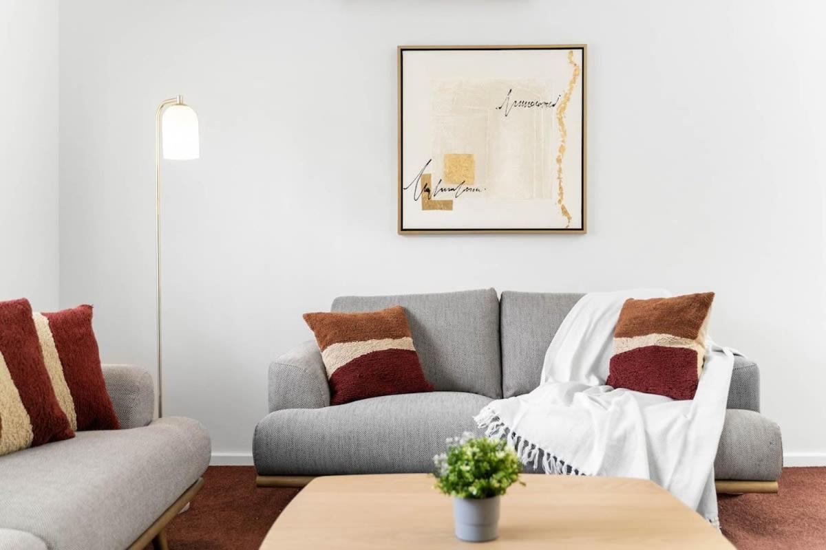 In Between City Sea & Airport - 2Br Vacation Home Plympton Eksteriør bilde